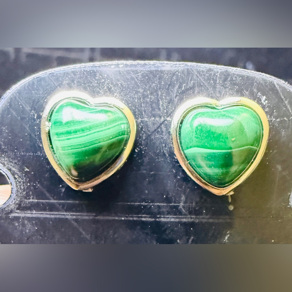 Green Malachite Heart Silver Stud Earrings - Picture 2 of 5